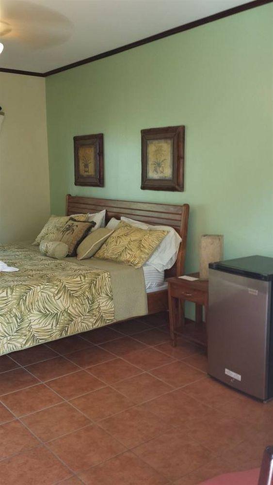 Delfin Beach Front Resort Esterillos Exterior foto