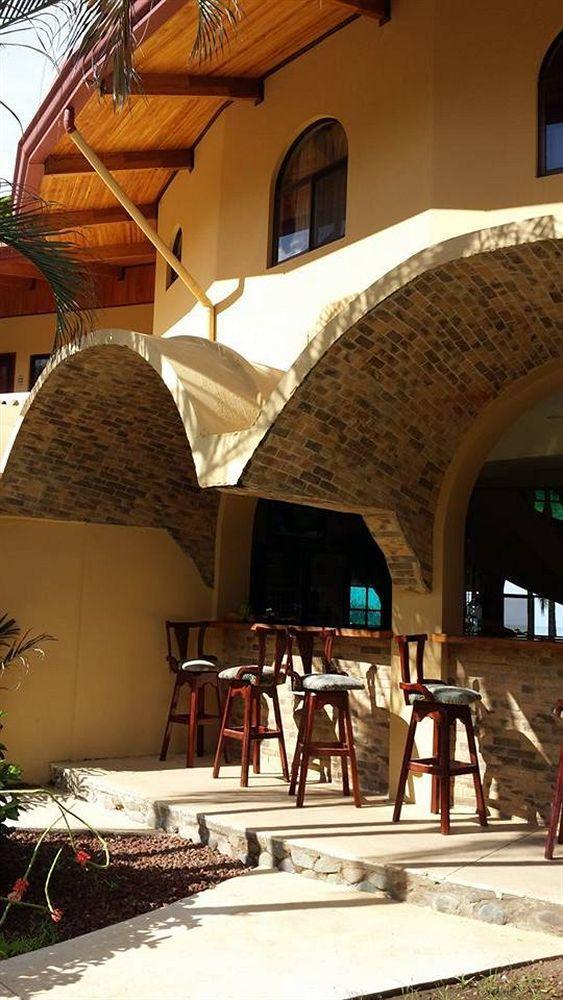 Delfin Beach Front Resort Esterillos Exterior foto